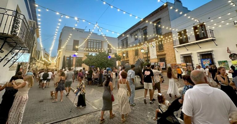 Ayamonte se posiciona como destino turístico con playas, arte al aire libre y gastronomía marinera Ayamonte se posiciona como destino turístico con playas, arte al aire libre y gastronomía marinera