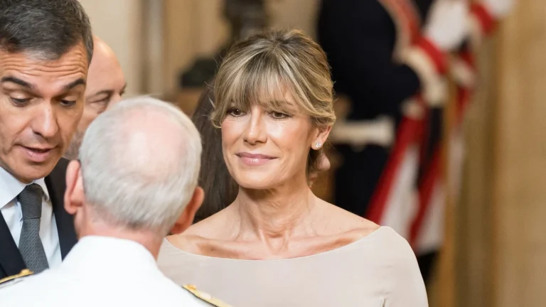 Audiencia de Madrid avala juicio contra Begoña Gómez por tráfico de influencias y malversación Audiencia de Madrid avala juicio contra Begoña Gómez por tráfico de influencias y malversación