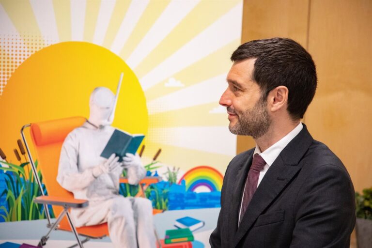 Análisis editorial: Insuficiencia de datos impide redacción responsable sobre declaraciones de Bustinduy