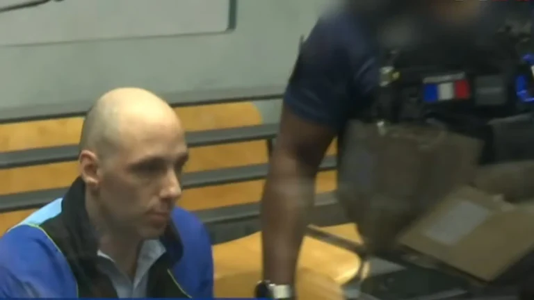 Cédric Jubillar admite por carta la muerte de su esposa cinco años después de su desaparición en Francia Cédric Jubillar admite por carta la muerte de su esposa cinco años después de su desaparición en Francia