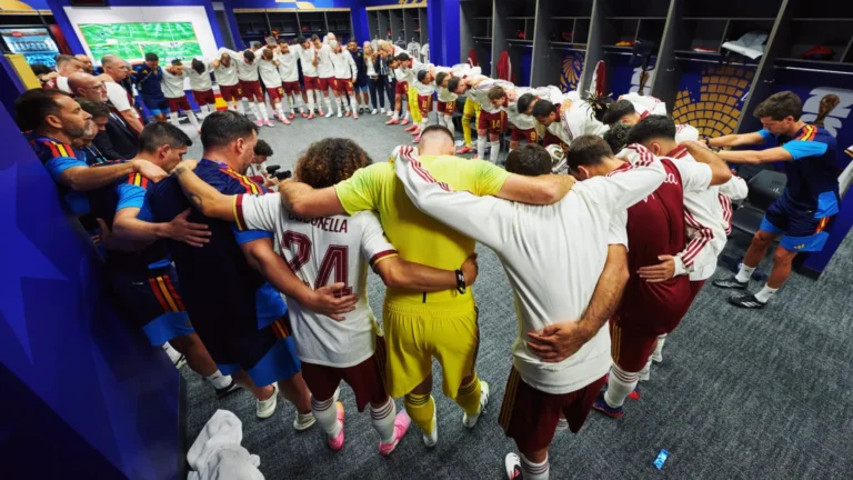 Ejecutivos del Ibex 35 respaldan a la Selección española desde el AT&T Stadium de Dallas Ejecutivos del Ibex 35 respaldan a la Selección española desde el AT&T Stadium de Dallas