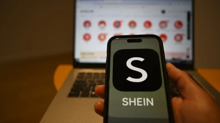 La Unión Europea pone en marcha la 'tasa Shein' de 3 euros para frenar el comercio electrónico desde China