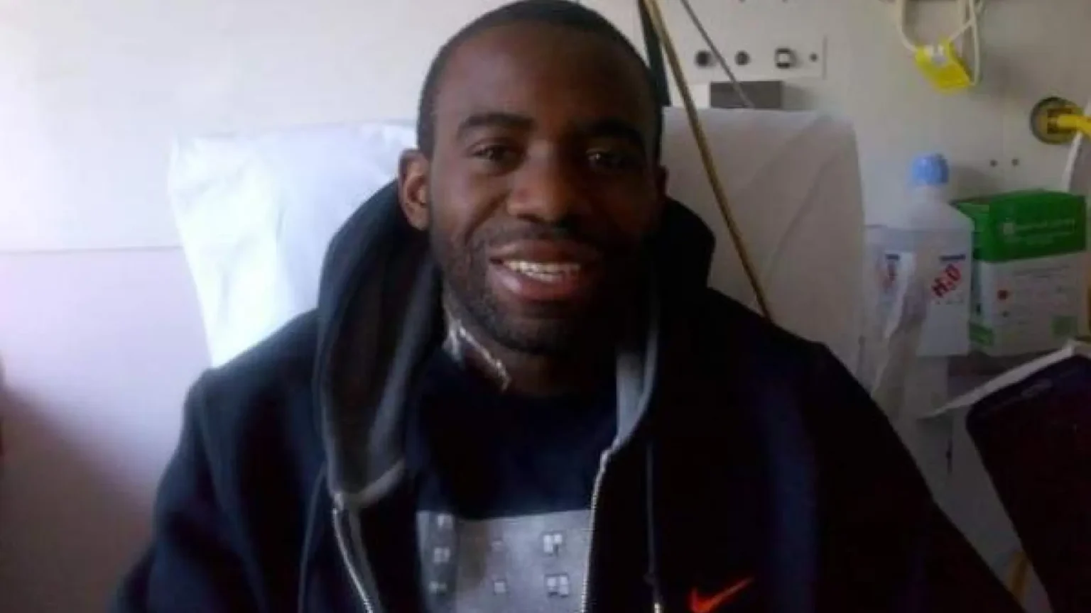 Fabrice Muamba recuerda cómo su corazón estuvo detenido 78 minutos durante un partido hace 14 años
