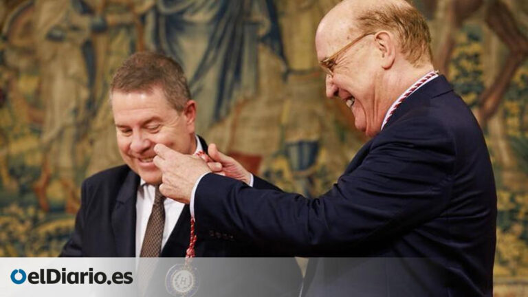 Emiliano García-Page recibe nombramiento como académico de honor de la Academia de Gastronomía de Castilla-La Mancha Emiliano García-Page recibe nombramiento como académico de honor de la Academia de Gastronomía de Castilla-La Mancha