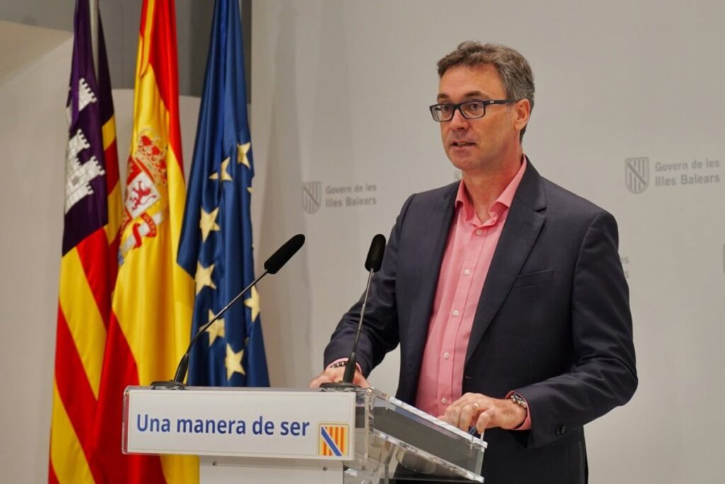 El Govern de Baleares recurre legalmente el quinto traslado de una menor migrante no acompañada