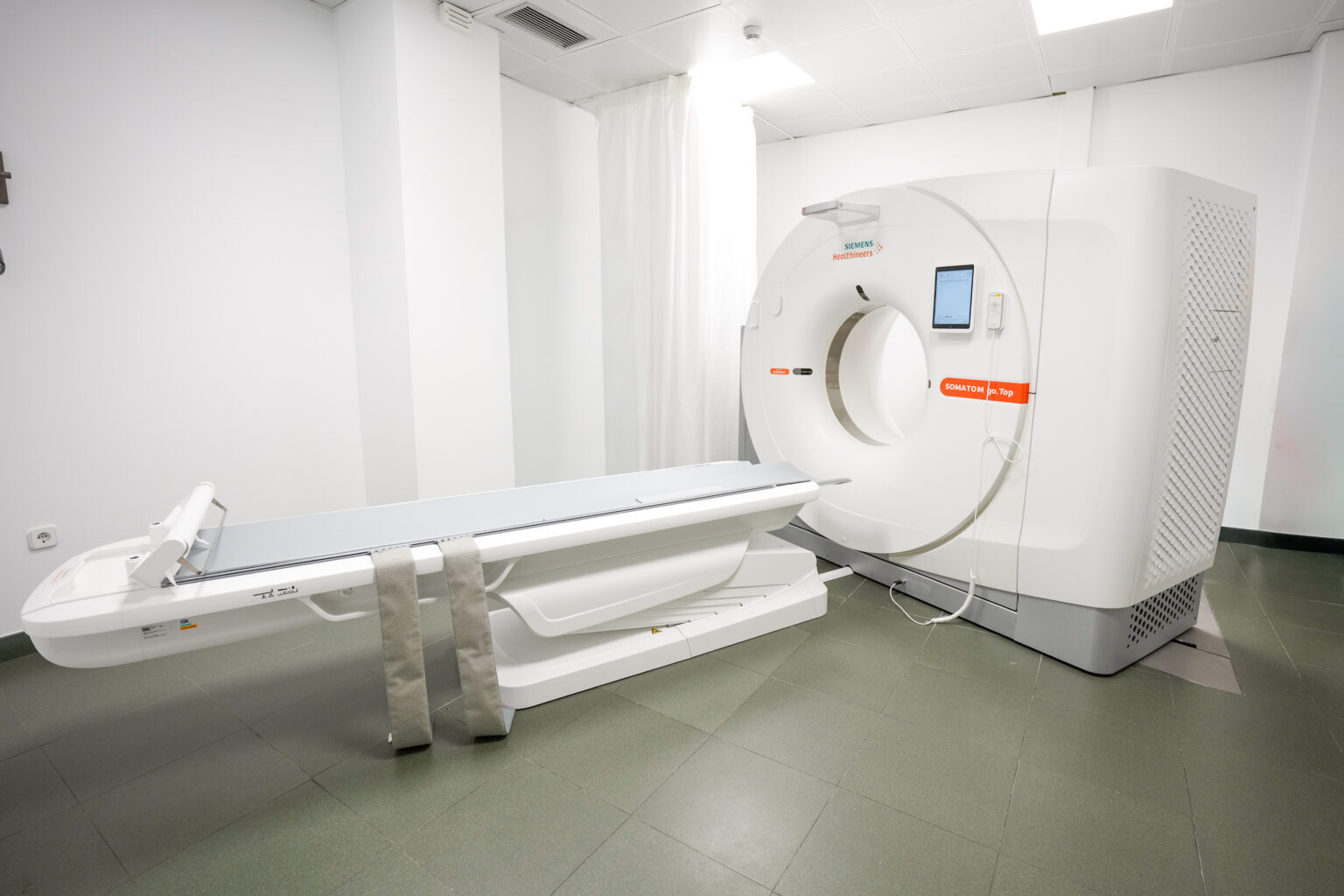 Hospiten incorpora tecnología de escáner espectral en dos de sus hospitales para diagnósticos más precisos Hospiten incorpora tecnología de escáner espectral en dos de sus hospitales para diagnósticos más precisos