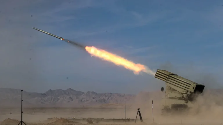 Irán bombardea bases militares estadounidenses tras ataque cerca de hospital oncológico infantil en Ahvaz Irán bombardea bases militares estadounidenses tras ataque cerca de hospital oncológico infantil en Ahvaz