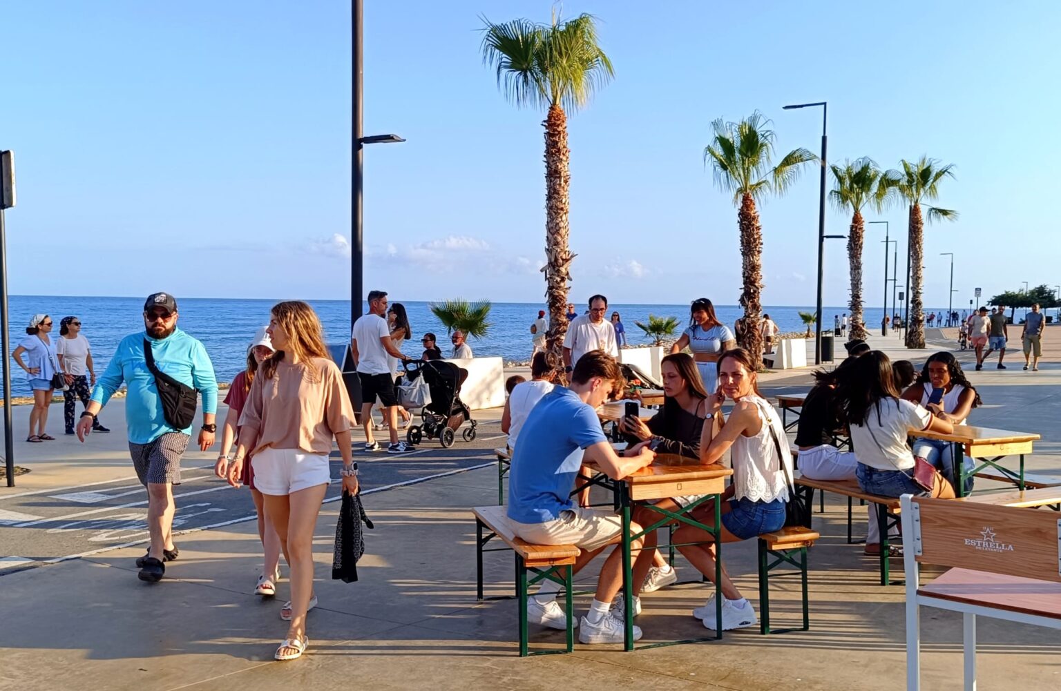 La Vila Street Food Market celebra su tercera edición en Villajoyosa con cuatro noches de gastronomía y música