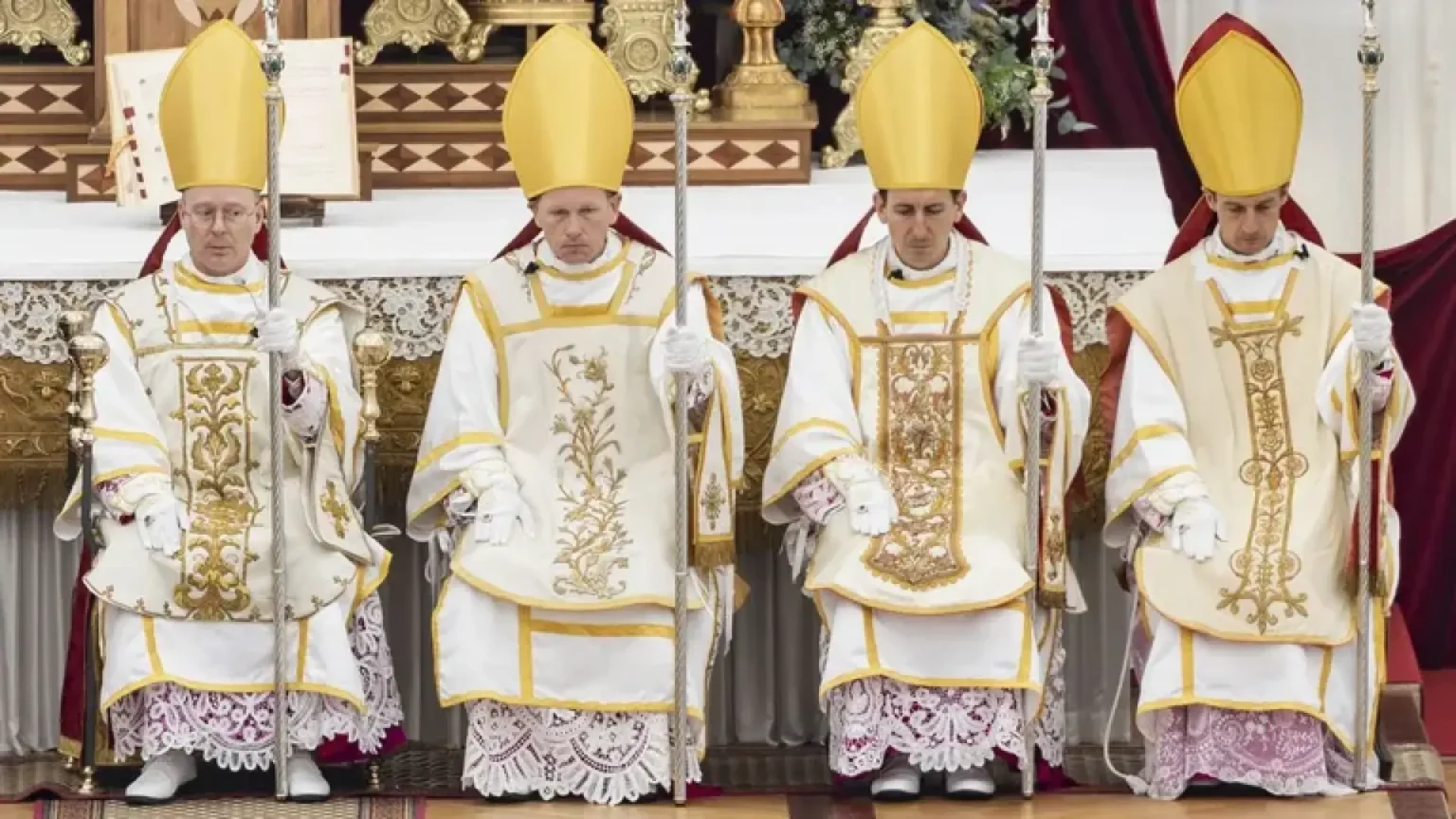 Vaticano excomulga a cinco miembros de la Fraternidad ultraconservadora San Pío X tras ordenación no autorizada
