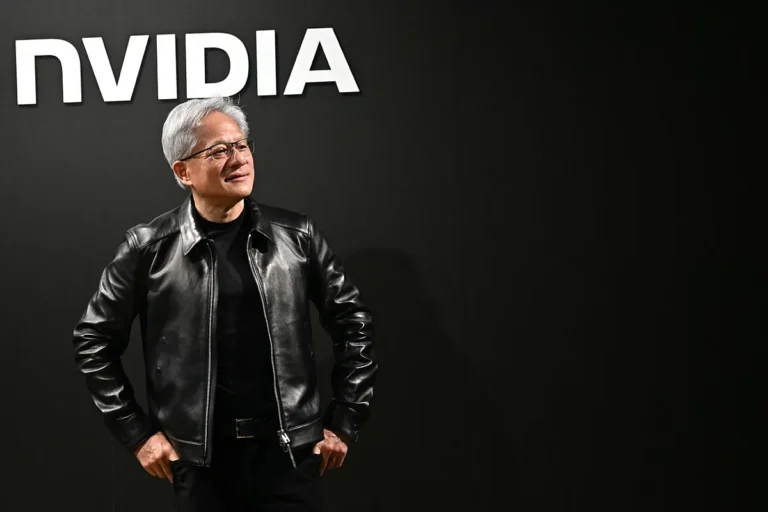Apple recupera su posición como la empresa más valiosa del mundo ante Nvidia tras desplome tecnológico Apple recupera su posición como la empresa más valiosa del mundo ante Nvidia tras desplome tecnológico