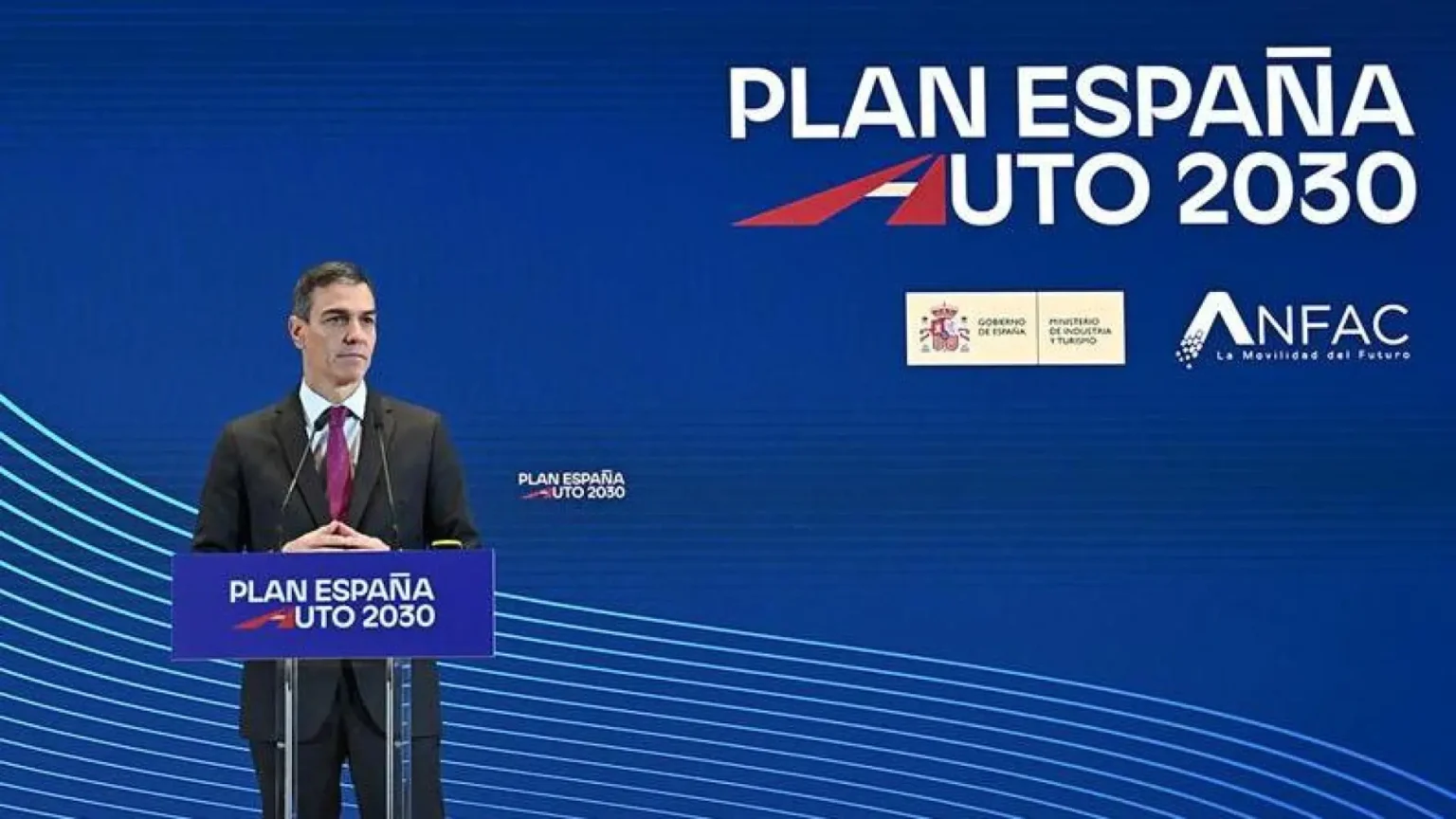 Gobierno español aprueba Plan Auto+ con ayudas de hasta 4,500 euros para vehículos eléctricos Gobierno español aprueba Plan Auto+ con ayudas de hasta 4,500 euros para vehículos eléctricos