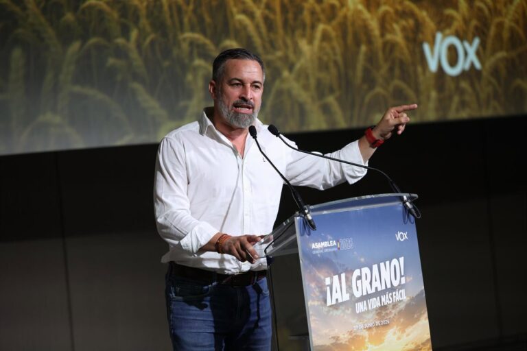 Abascal califica los incendios forestales como ‘desastre nacional’ y responsabiliza a Sánchez Abascal califica los incendios forestales como 'desastre nacional' y responsabiliza a Sánchez