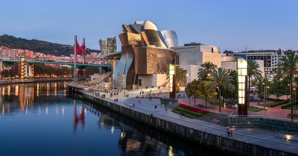 Bilbao: la transformación de una ciudad industrial en referente de arquitectura y gastronomía Bilbao: la transformación de una ciudad industrial en referente de arquitectura y gastronomía