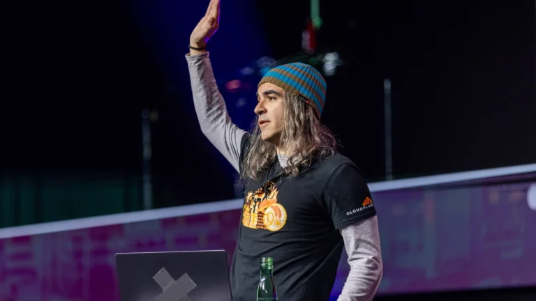 Chema Alonso: 'Pagaría por trabajar en lo que trabajo, tengo pasión por la tecnología'