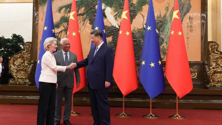 China anuncia consenso con la Unión Europea para definir relación comercial estable y equilibrada China anuncia consenso con la Unión Europea para definir relación comercial estable y equilibrada