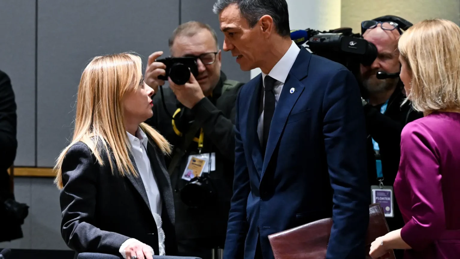 Crisis migratoria en Ceuta desencadena enfrentamiento diplomático sin precedentes entre España e Italia Crisis migratoria en Ceuta desencadena enfrentamiento diplomático sin precedentes entre España e Italia