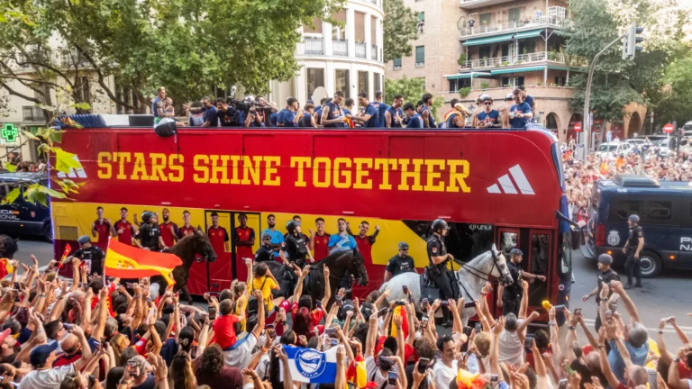 España conquista su segunda estrella mundialista al coronarse campeón del Mundial 2026 España conquista su segunda estrella mundialista al coronarse campeón del Mundial 2026