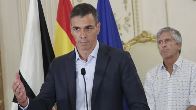 España enfrenta a 22 socios de la UE tras la peor crisis migratoria en la historia de Ceuta España enfrenta a 22 socios de la UE tras la peor crisis migratoria en la historia de Ceuta