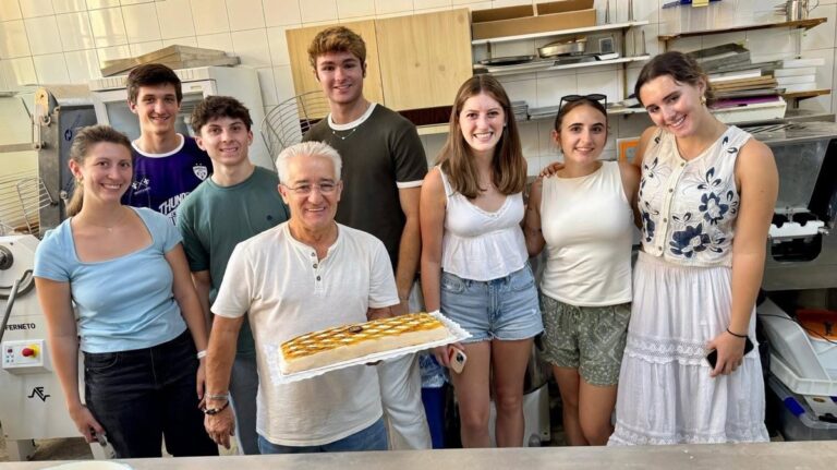 Estudiantes de la Universidad de Kentucky realizan visita académica a Segovia para talleres gastronómicos