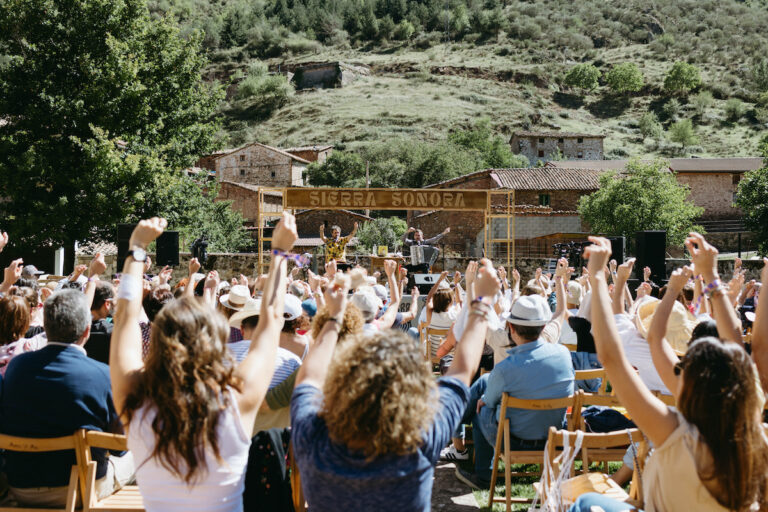 Festival Sierra Sonora arranca con entradas prácticamente agotadas en Viniegra de Abajo Festival Sierra Sonora arranca con entradas prácticamente agotadas en Viniegra de Abajo