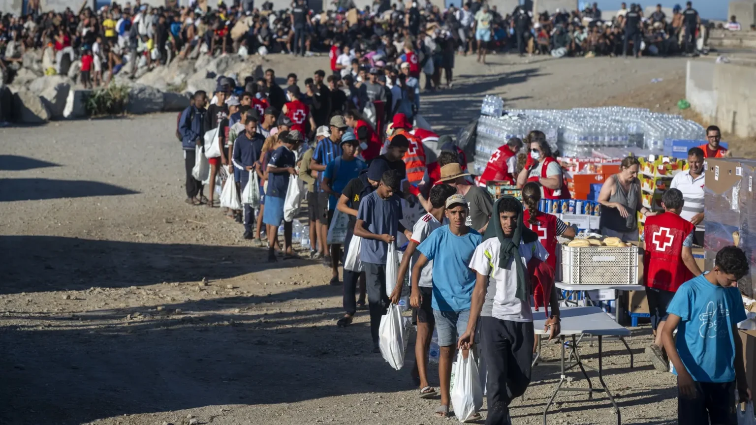 Comisión Europea tramitará como prioridad la solicitud de España para fondos de emergencia por crisis migratoria en Ceuta Comisión Europea tramitará como prioridad la solicitud de España para fondos de emergencia por crisis migratoria en Ceuta