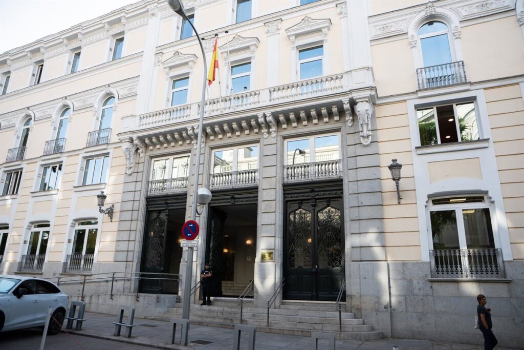 El Gobierno insta al CGPJ a solicitar refuerzo para los juzgados de Ceuta El Gobierno insta al CGPJ a solicitar refuerzo para los juzgados de Ceuta