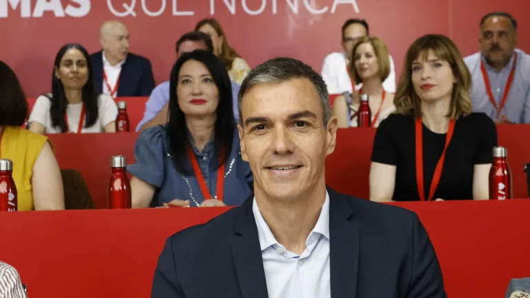 Juez Santiago Pedraz abre pieza separada para investigar cuentas bancarias del PSOE en el caso Leire Díez Juez Santiago Pedraz abre pieza separada para investigar cuentas bancarias del PSOE en el caso Leire Díez
