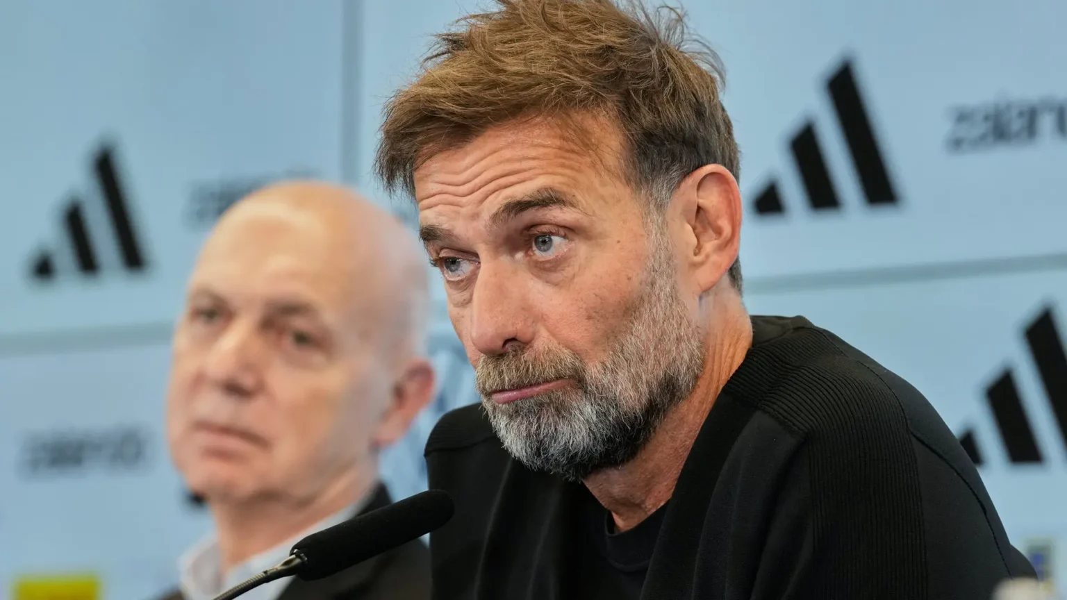 Jürgen Klopp advierte que dejará la selección alemana si atacan a su familia Jürgen Klopp advierte que dejará la selección alemana si atacan a su familia