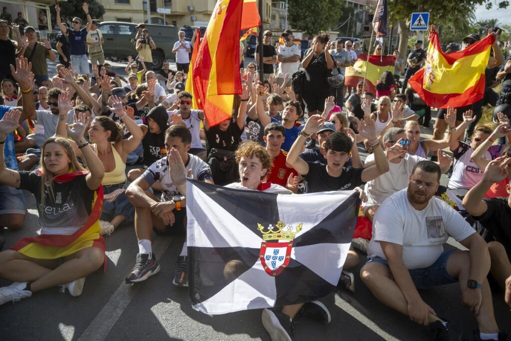 Más de 260 municipios españoles convocan manifestaciones el 2 de septiembre en apoyo a Ceuta Más de 260 municipios españoles convocan manifestaciones el 2 de septiembre en apoyo a Ceuta