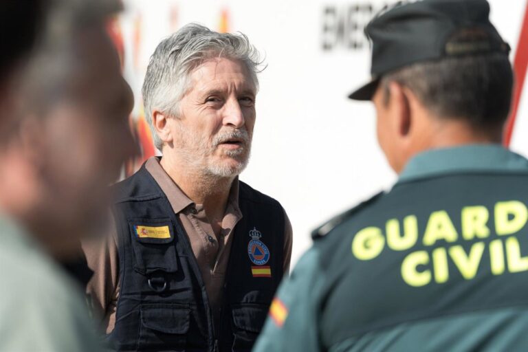Ministro del Interior de España advierte sobre tres días de condiciones extremas por calor