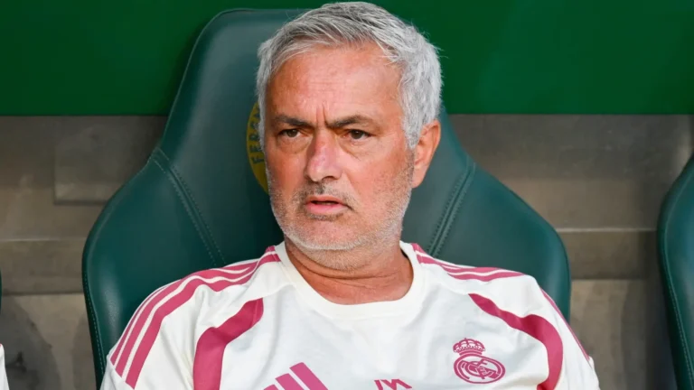 Mourinho celebra primera victoria del Real Madrid en pretemporada y define estrategia de plantilla reducida
