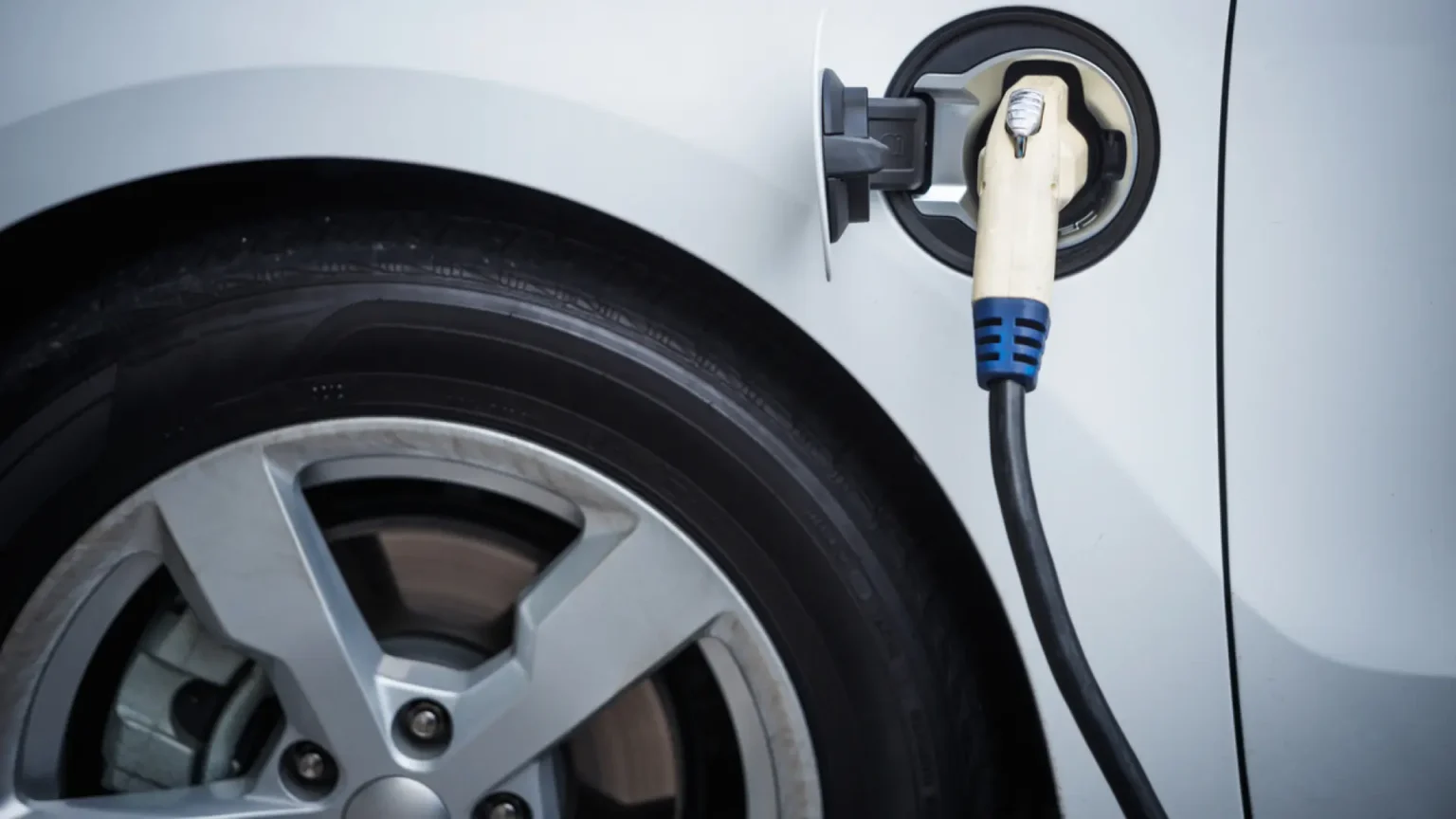 España abre el plazo para solicitar las ayudas del Plan Auto+ destinadas a la compra de vehículos eléctricos España abre el plazo para solicitar las ayudas del Plan Auto+ destinadas a la compra de vehículos eléctricos