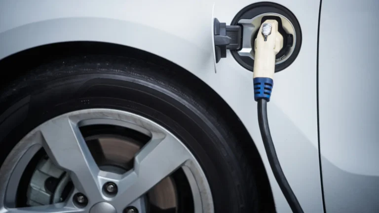 España abre el plazo para solicitar las ayudas del Plan Auto+ destinadas a la compra de vehículos eléctricos España abre el plazo para solicitar las ayudas del Plan Auto+ destinadas a la compra de vehículos eléctricos