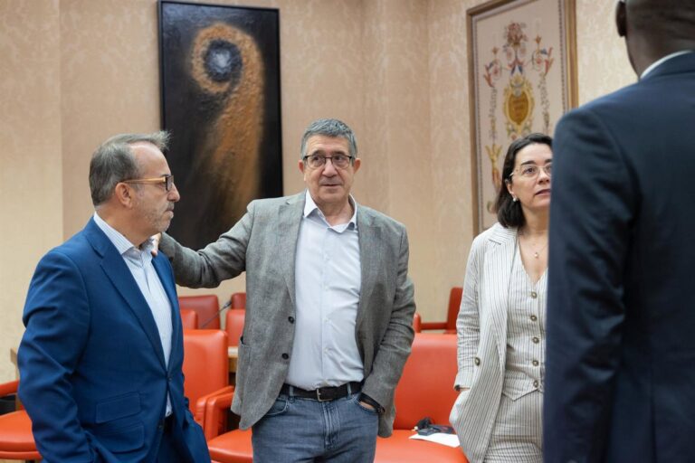PSOE admite que CNI informó sobre llegadas de inmigrantes a Ceuta pero sin precisar la magnitud PSOE admite que CNI informó sobre llegadas de inmigrantes a Ceuta pero sin precisar la magnitud