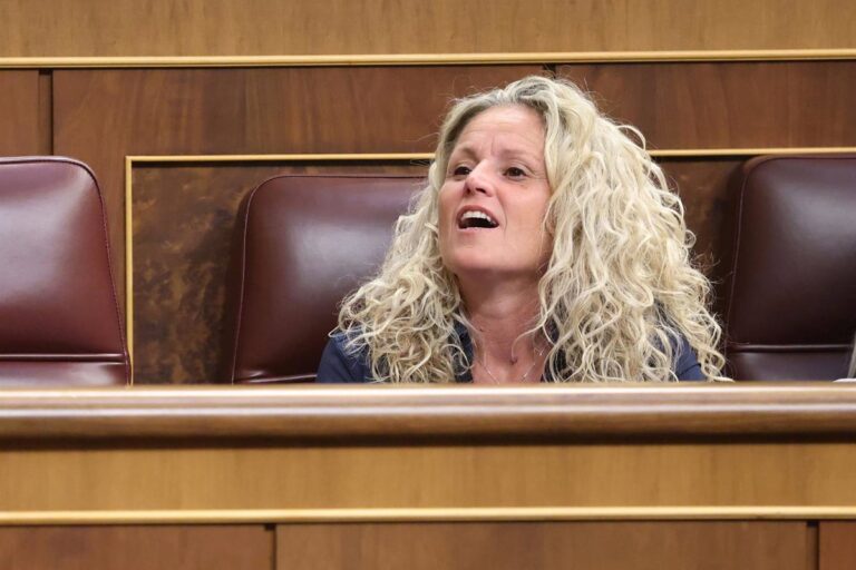 PSOE bajo crítica: comparación judicial entre Zapatero y el hermano de Ayuso genera polémica PSOE bajo crítica: comparación judicial entre Zapatero y el hermano de Ayuso genera polémica