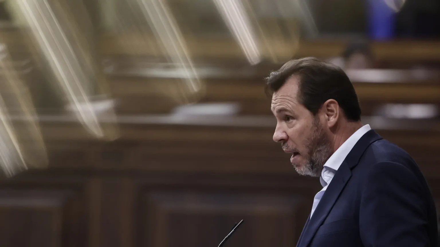 Ministro español califica de ingenuidad insoportable esperar que el PP firme el Pacto Climático