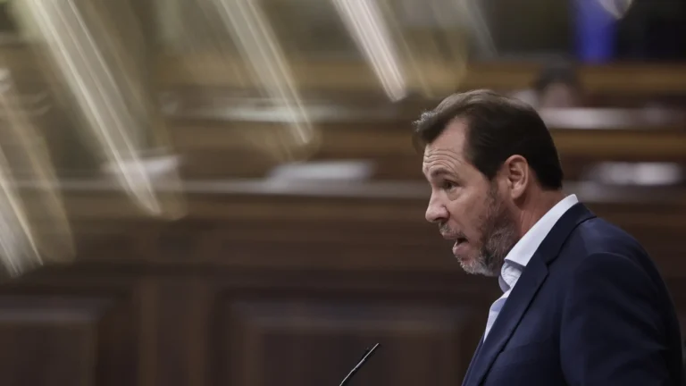 Ministro español califica de ingenuidad insoportable esperar que el PP firme el Pacto Climático Ministro español califica de ingenuidad insoportable esperar que el PP firme el Pacto Climático