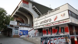 Comunidad de Madrid convoca al presidente del Rayo Vallecano tras impedirse acceso al Estadio de Vallecas Comunidad de Madrid convoca al presidente del Rayo Vallecano tras impedirse acceso al Estadio de Vallecas