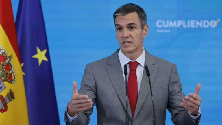 Sánchez insiste en pacto climático de Estado pero descarta reuniones con Feijóo y carga contra el PP