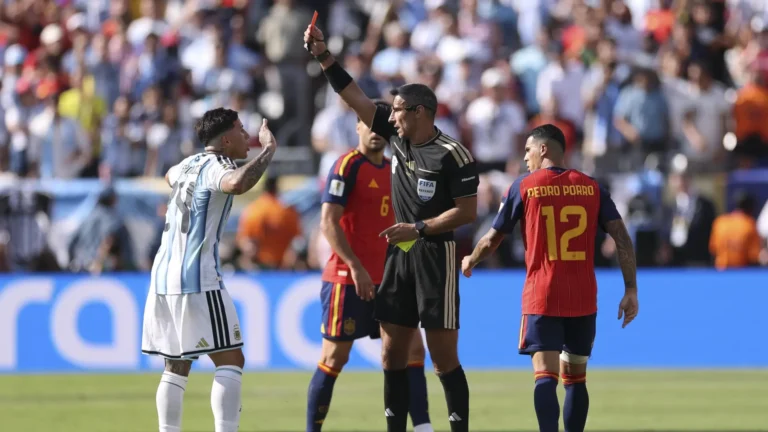 Slavko Vincic se retira tras arbitrar la final del Mundial 2026 y revela su conversación con Messi