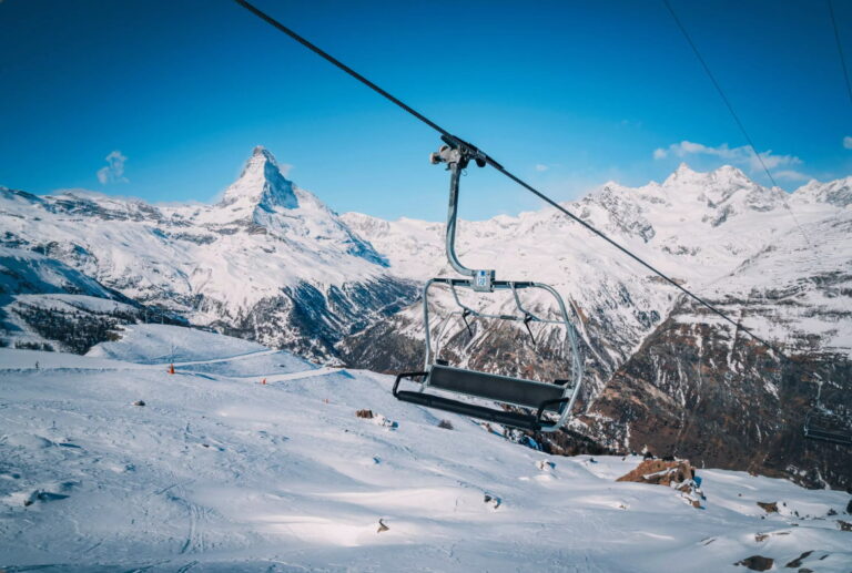Zermatt instalará el primer telesilla de Suiza equipado con tecnología ROPERA de LEITNER Zermatt instalará el primer telesilla de Suiza equipado con tecnología ROPERA de LEITNER