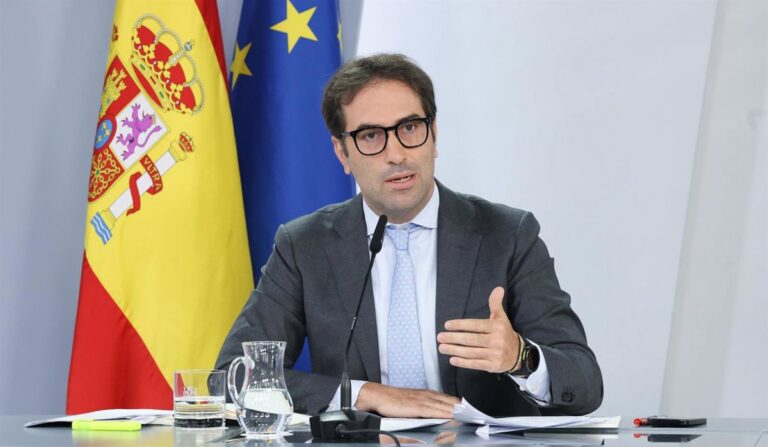 Gobierno español llama a la prudencia ante informe que señala a Marruecos por crisis en Ceuta Gobierno español llama a la prudencia ante informe que señala a Marruecos por crisis en Ceuta