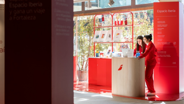 Iberia abre su quinta edición del Espacio experiencial en Madrid con tecnología y gastronomía Iberia abre su quinta edición del Espacio experiencial en Madrid con tecnología y gastronomía