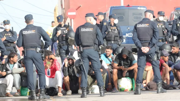 Von der Leyen anuncia marco de emergencia para blindar fronteras europeas tras crisis en Ceuta Von der Leyen anuncia marco de emergencia para blindar fronteras europeas tras crisis en Ceuta