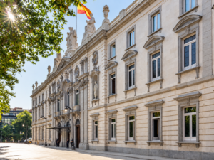 Ley de nietos: españoles nacionalizados recurren al Supremo para recuperar el derecho al voto Edificio del Tribunal Supremo en Madrid